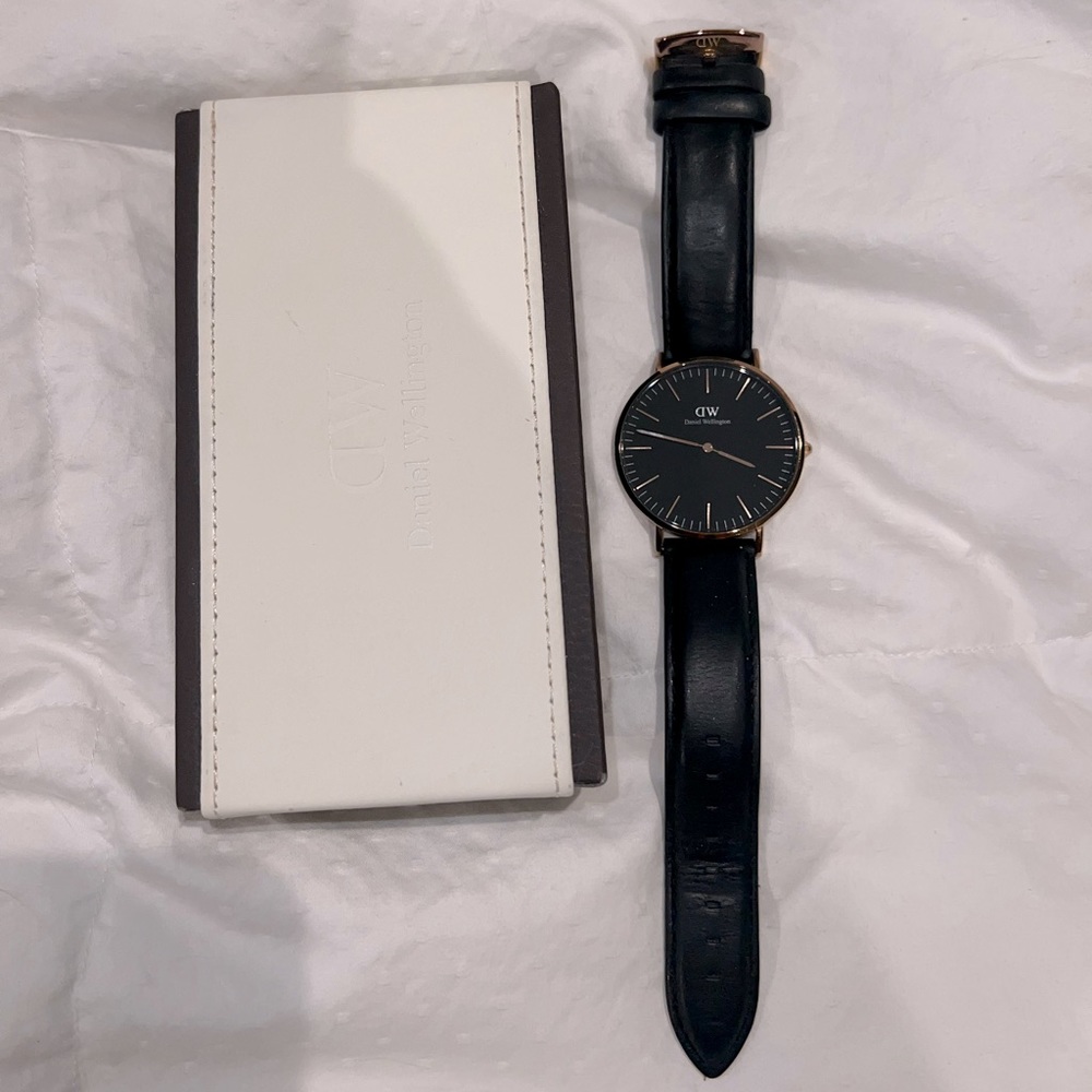 Daniel Wellington black CLASSIC SHEFFIELD watch